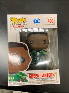 Funko Green Lantern Vinyl Figure - Green and Black Pop! Heroes #400
